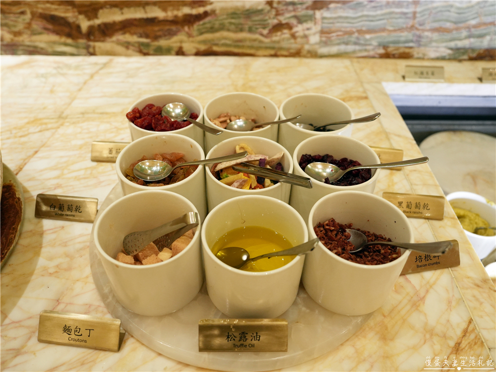 【台中西屯。美食】『林酒店 森林百匯』海鮮&times;異國料理一次滿足！台中吃到飽餐廳！ @傻蛋夫妻生活札記