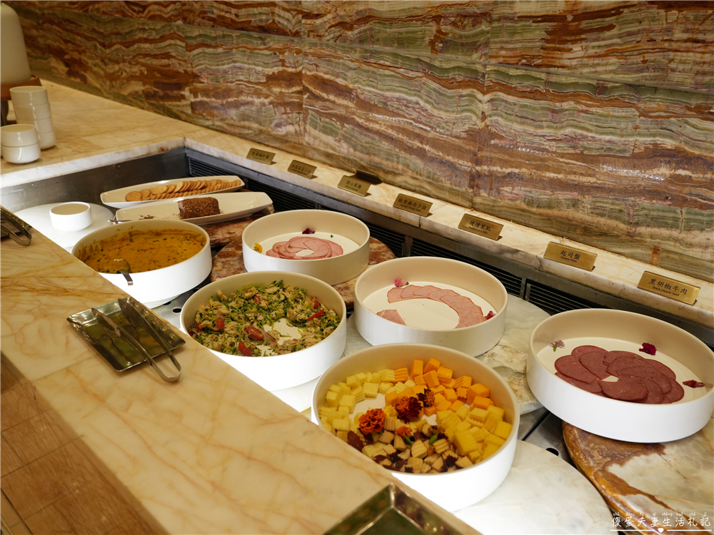 【台中西屯。美食】『林酒店 森林百匯』海鮮×異國料理一次滿足!台中吃到飽餐廳! @傻蛋夫妻生活札記 【台中西屯。美食】『林酒店 森林百匯』海鮮×異國料理一次滿足!台中吃到飽餐廳! @傻蛋夫妻生活札記