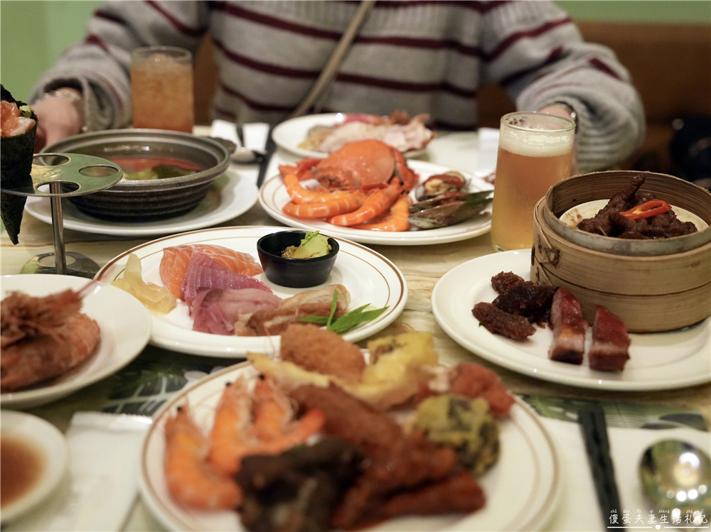 【台中西屯。美食】『林酒店 森林百匯』海鮮&times;異國料理一次滿足！台中吃到飽餐廳！ @傻蛋夫妻生活札記