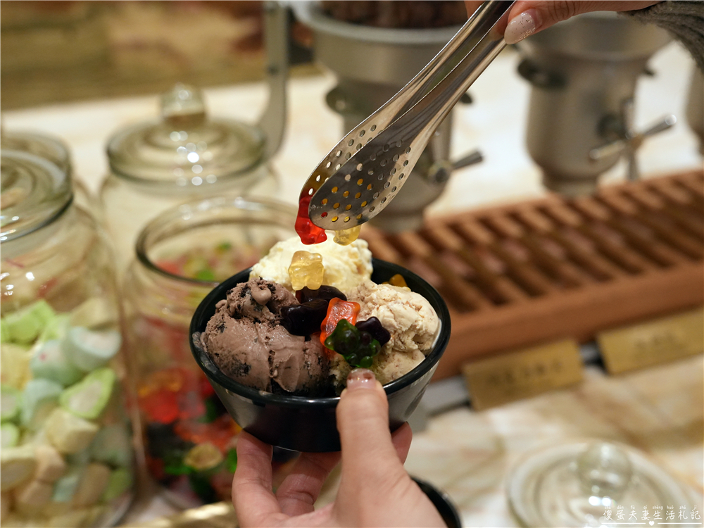 【台中西屯。美食】『林酒店 森林百匯』海鮮&times;異國料理一次滿足！台中吃到飽餐廳！ @傻蛋夫妻生活札記