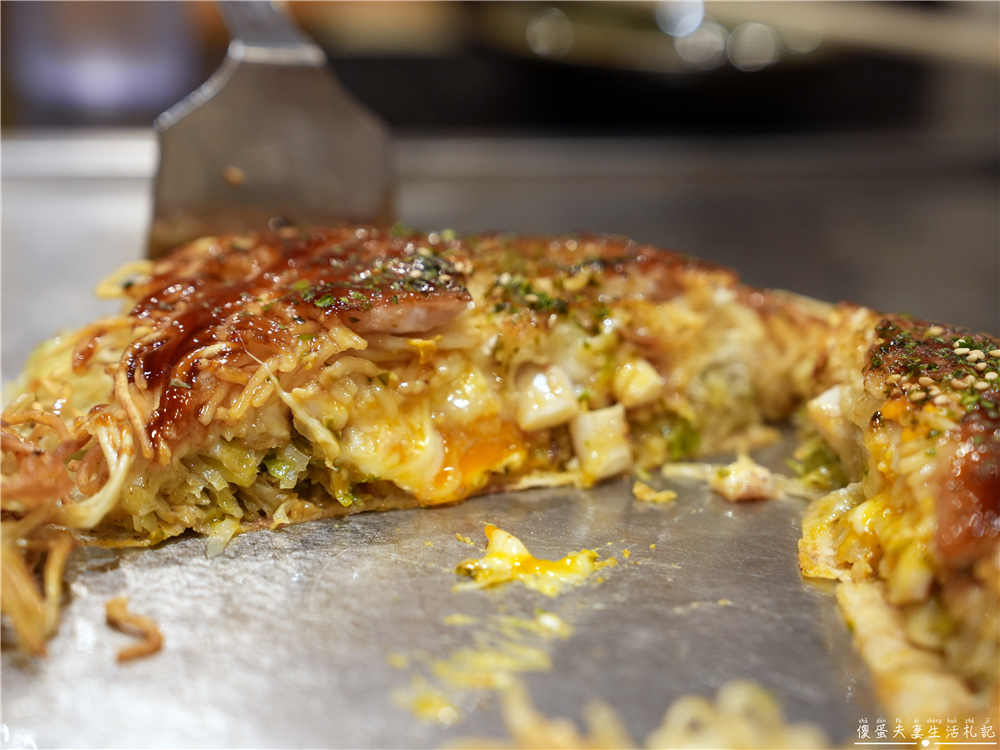 【日本廣島。美食】『Hanako花子-宮島口店』正宗廣島風御好燒!嚴島渡輪前好吃的道地廣島燒! @傻蛋夫妻生活札記 【日本廣島。美食】『Hanako花子-宮島口店』正宗廣島風御好燒!嚴島渡輪前好吃的道地廣島燒! @傻蛋夫妻生活札記