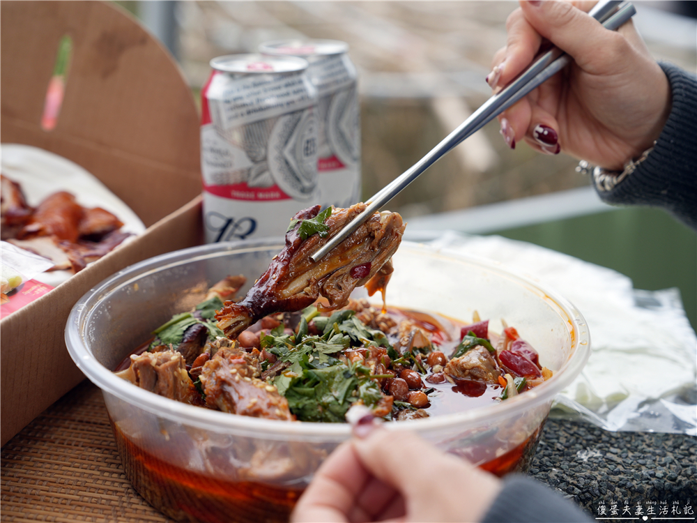 【新竹東區。美食】『福徠鴨新台式烤鴨』超夯台式烤鴨！麻辣香鍋鴨骨香辣推推~ @傻蛋夫妻生活札記