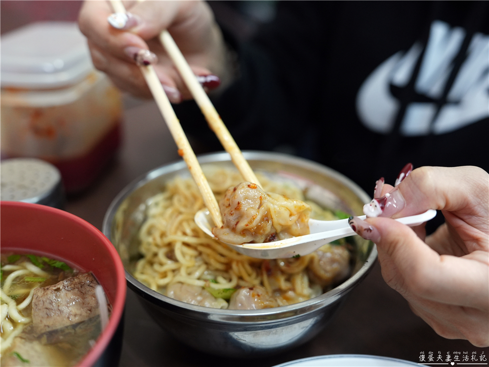 【台中北屯。美食】『豐鄉味小吃店』松竹路上的涮嘴古早味傳統小吃~ @傻蛋夫妻生活札記
