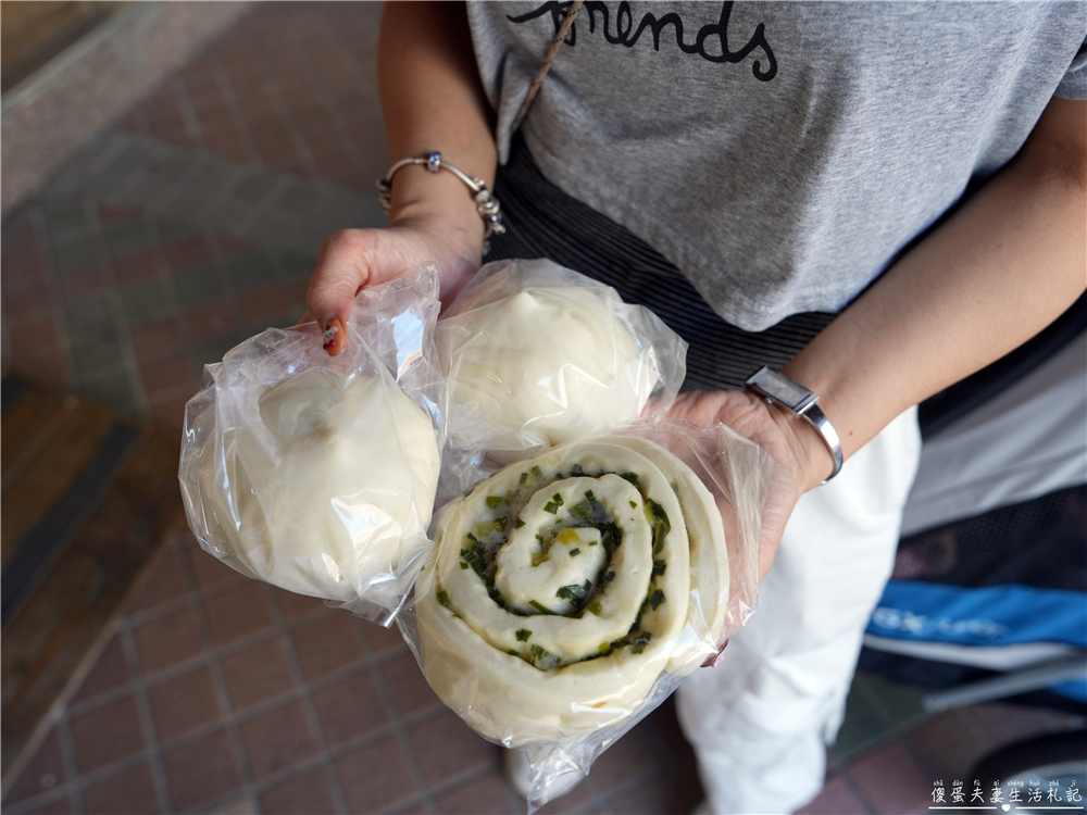 【彰化鹿港。美食】『阿振肉包』超過一世紀的美味!鹿港老街的知名百年包子老店! @傻蛋夫妻生活札記 【彰化鹿港。美食】『阿振肉包』超過一世紀的美味!鹿港老街的知名百年包子老店! @傻蛋夫妻生活札記