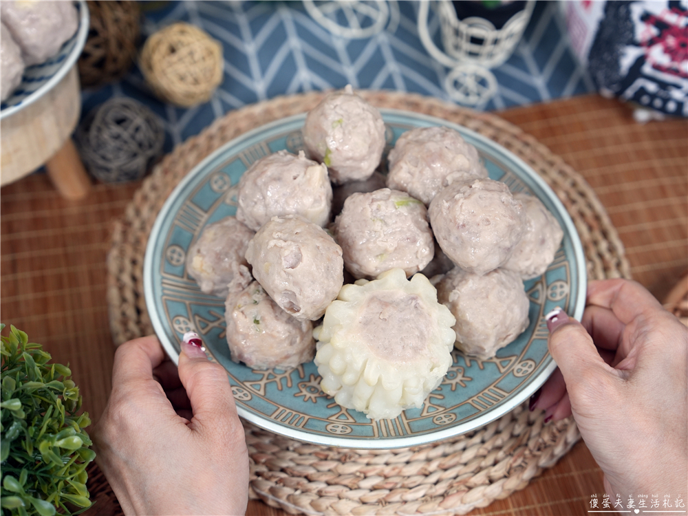 【台中北屯美食】『北港陳純肉貢丸』新一點利黃昏市場的超人氣手作貢丸攤！ @傻蛋夫妻生活札記