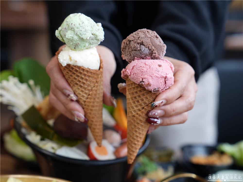 【苗栗竹南。美食】『深坑什麼鍋-竹南博愛店』百元起鍋物爽吃一波!部隊鍋、全酒烏骨雞、火烤兩吃一次滿足! @傻蛋夫妻生活札記 【苗栗竹南。美食】『深坑什麼鍋-竹南博愛店』百元起鍋物爽吃一波!部隊鍋、全酒烏骨雞、火烤兩吃一次滿足! @傻蛋夫妻生活札記