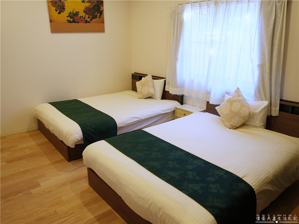 【日本大分住宿】『湯布院民泊 由布倉院』由布院包棟民宿!位置好、可入住10人的天然露天溫泉民宿! @傻蛋夫妻生活札記 【日本大分住宿】『湯布院民泊 由布倉院』由布院包棟民宿!位置好、可入住10人的天然露天溫泉民宿! @傻蛋夫妻生活札記