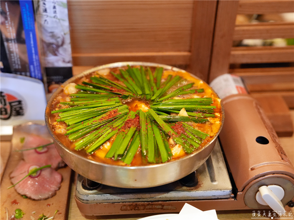 【日本福岡美食】『博多もつ鍋前田屋總本店』在地高人氣!福岡必吃超人氣牛腸鍋! @傻蛋夫妻生活札記 【日本福岡美食】『博多もつ鍋前田屋總本店』在地高人氣!福岡必吃超人氣牛腸鍋! @傻蛋夫妻生活札記