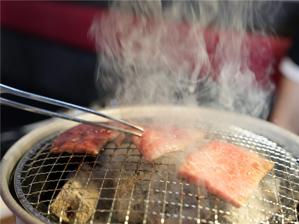 【日本福岡美食】『炭火焼肉バル AGITO HIRAO』人氣厚切牛舌燒肉推薦～ @傻蛋夫妻生活札記