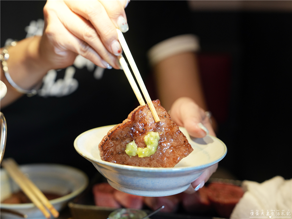 【日本福岡美食】『炭火焼肉バル AGITO HIRAO』人氣厚切牛舌燒肉推薦～ @傻蛋夫妻生活札記