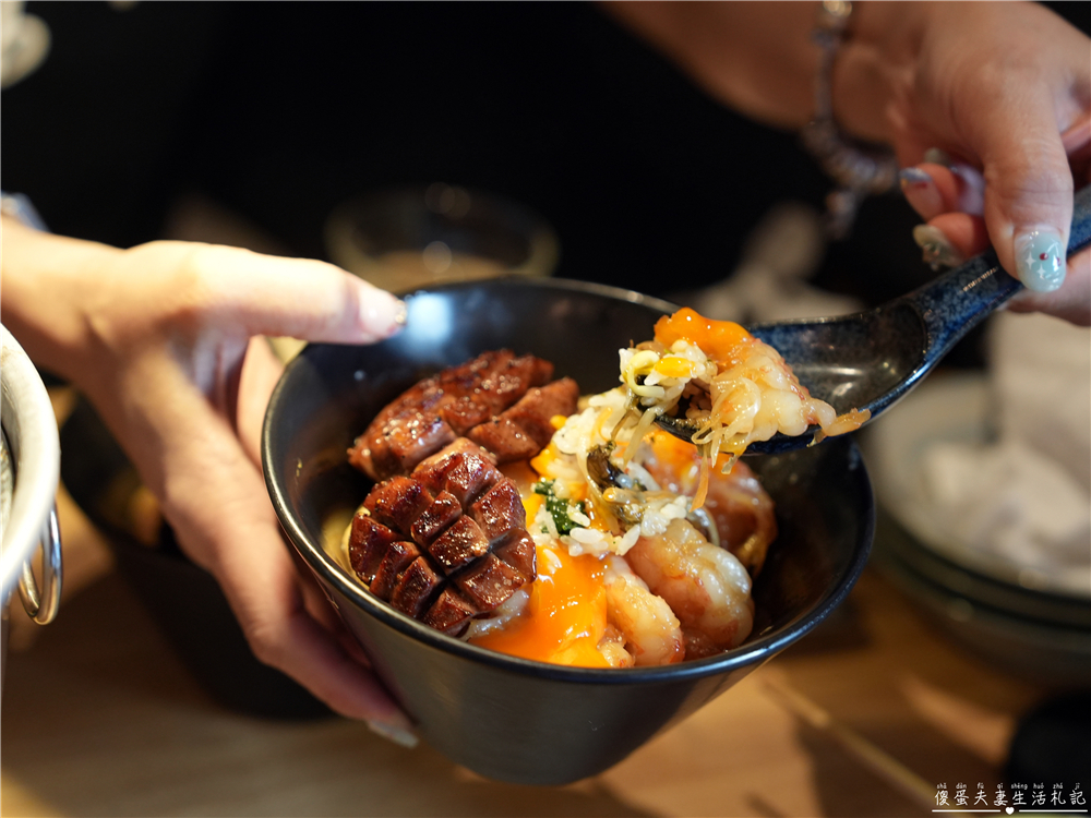 【日本福岡美食】『炭火焼肉バル AGITO HIRAO』人氣厚切牛舌燒肉推薦～ @傻蛋夫妻生活札記