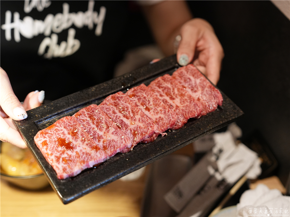 【日本福岡美食】『炭火焼肉バル AGITO HIRAO』人氣厚切牛舌燒肉推薦～ @傻蛋夫妻生活札記