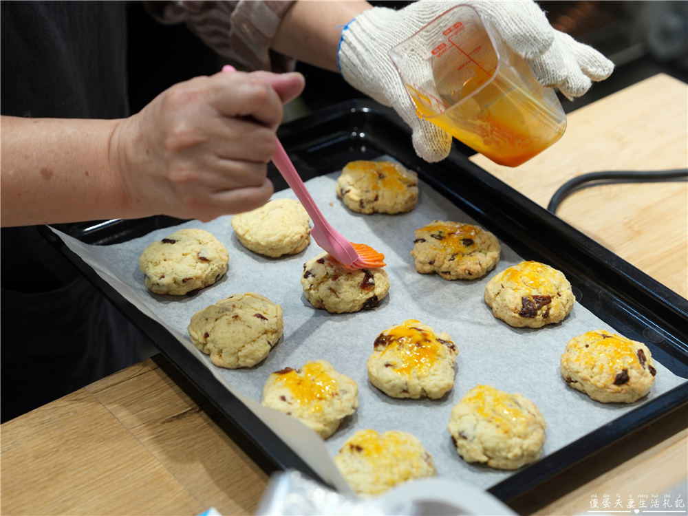 【苗栗市美食】『I-yo餐食手作』火旁人市集人氣輕食！熱壓飯糰、手作甜點與天然果乾推薦！ @傻蛋夫妻生活札記