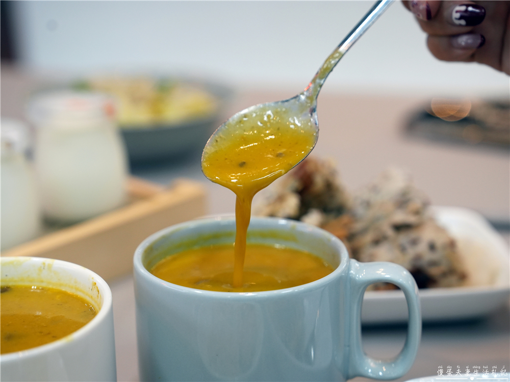 【苗栗市美食】『I-yo餐食手作』火旁人市集人氣輕食!熱壓飯糰、手作甜點與天然果乾推薦! @傻蛋夫妻生活札記 【苗栗市美食】『I-yo餐食手作』火旁人市集人氣輕食!熱壓飯糰、手作甜點與天然果乾推薦! @傻蛋夫妻生活札記