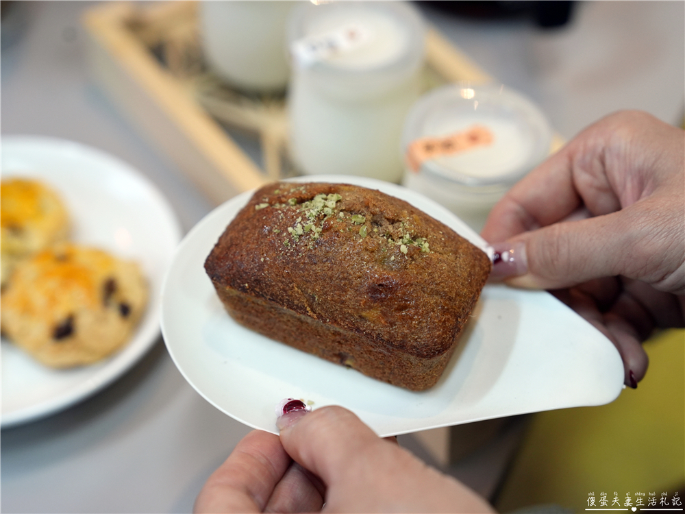 【苗栗市美食】『I-yo餐食手作』火旁人市集人氣輕食！熱壓飯糰、手作甜點與天然果乾推薦！ @傻蛋夫妻生活札記