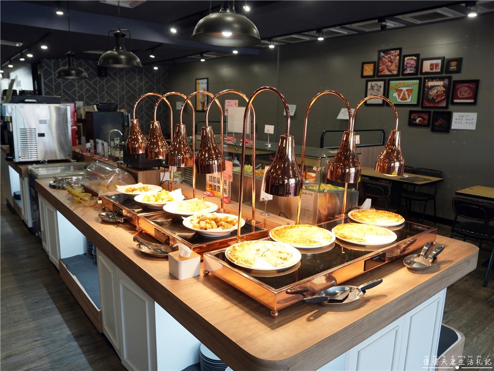 【苗栗市美食】『貴族世家mini-苗栗府東店』平價牛排選擇!牛排+自助吧吃到飽~ @傻蛋夫妻生活札記 【苗栗市美食】『貴族世家mini-苗栗府東店』平價牛排選擇!牛排+自助吧吃到飽~ @傻蛋夫妻生活札記