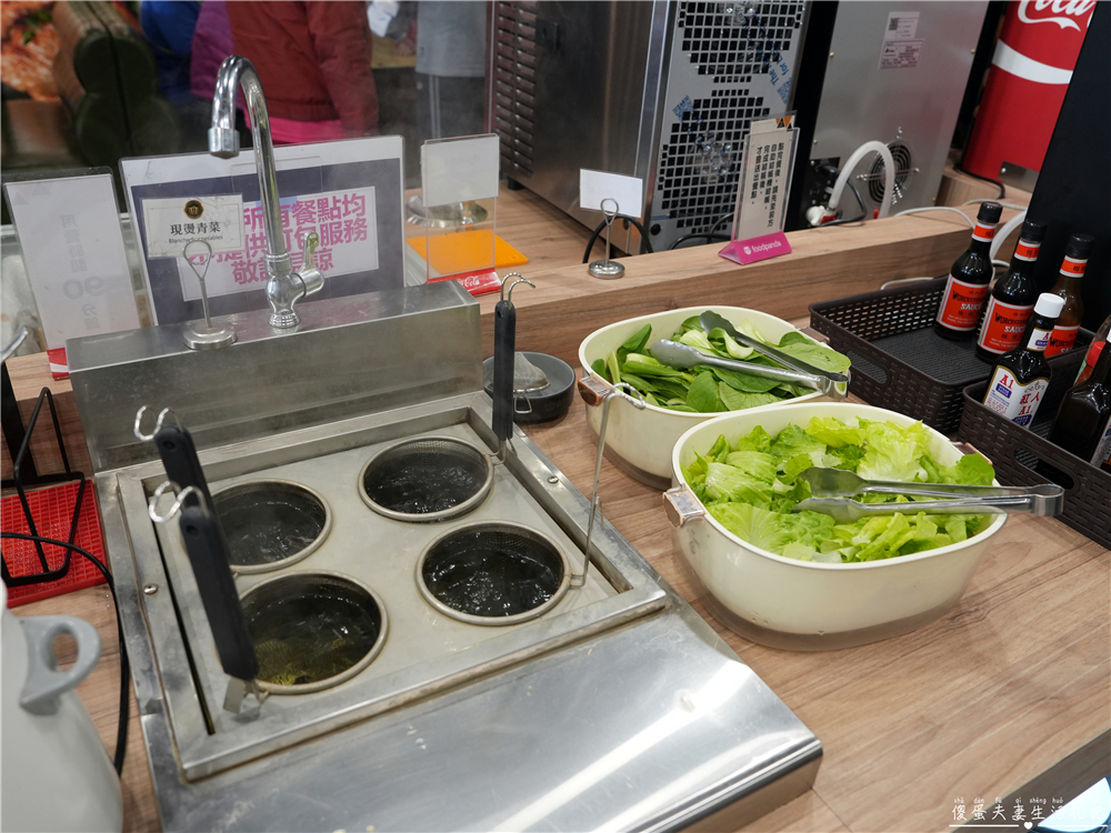 【苗栗市美食】『貴族世家mini-苗栗府東店』平價牛排選擇！牛排+自助吧吃到飽~ @傻蛋夫妻生活札記