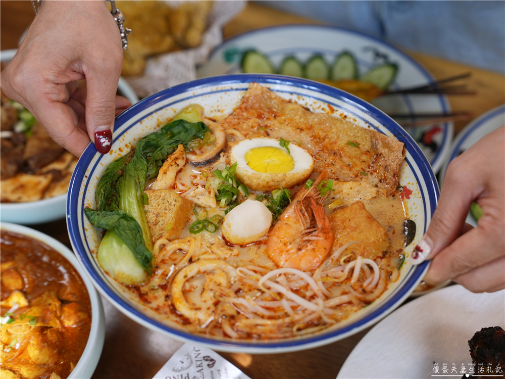 【苗栗頭份美食】『來馬食光』頭份交流道旁超人氣南洋料理！來馬烤雞強勢登場！親子寵物友善餐廳！ @傻蛋夫妻生活札記