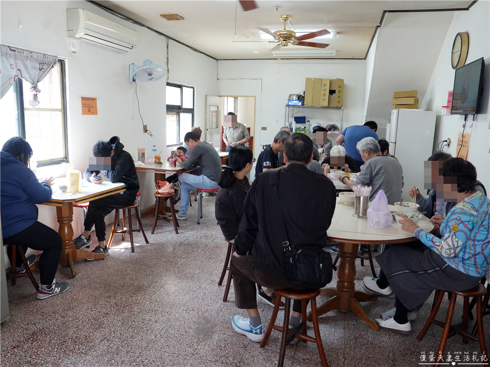 【苗栗公館美食】『公館什錦麵店』大碗實在！超低調的無招牌隱藏版麵店！ @傻蛋夫妻生活札記