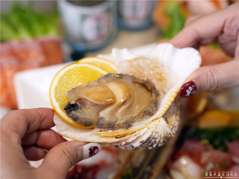 【台中北屯美食】『丸億生魚片壽司』超澎派雄霸套餐！新一點利黃昏市場的日式料理！ @傻蛋夫妻生活札記