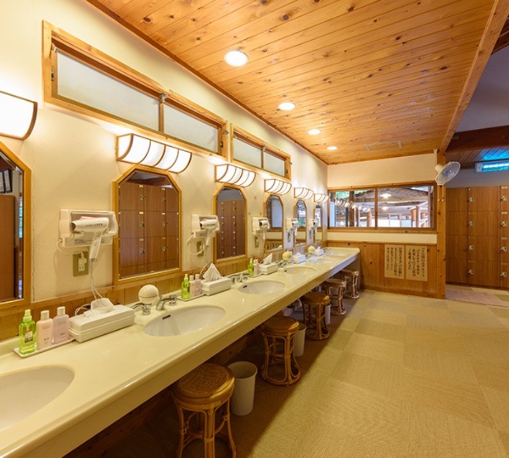 【日本大分溫泉】『湯布院御三家 山之飯店夢想園 / 山のホテル夢想園』由布院日歸溫泉！1000円的絕景露天湯，邊泡湯邊看由布岳！ @傻蛋夫妻生活札記