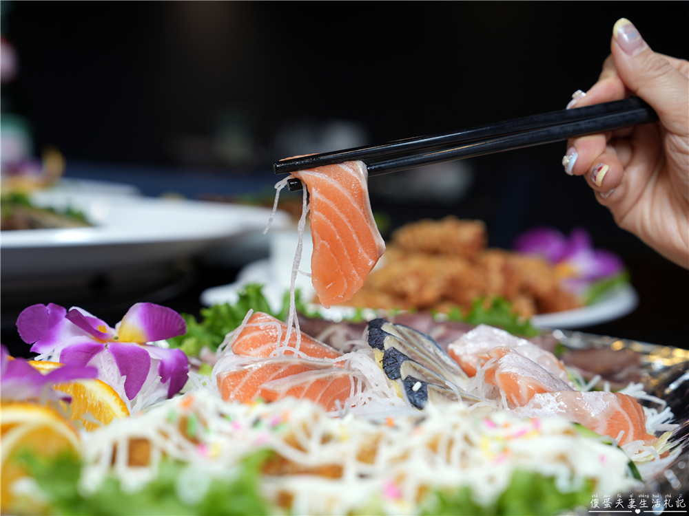 【苗栗竹南美食】『東棧時光』2026年母親節合菜溫馨登場!竹南在地的熱炒餐酒館~ @傻蛋夫妻生活札記 【苗栗竹南美食】『東棧時光』2026年母親節合菜溫馨登場!竹南在地的熱炒餐酒館~ @傻蛋夫妻生活札記