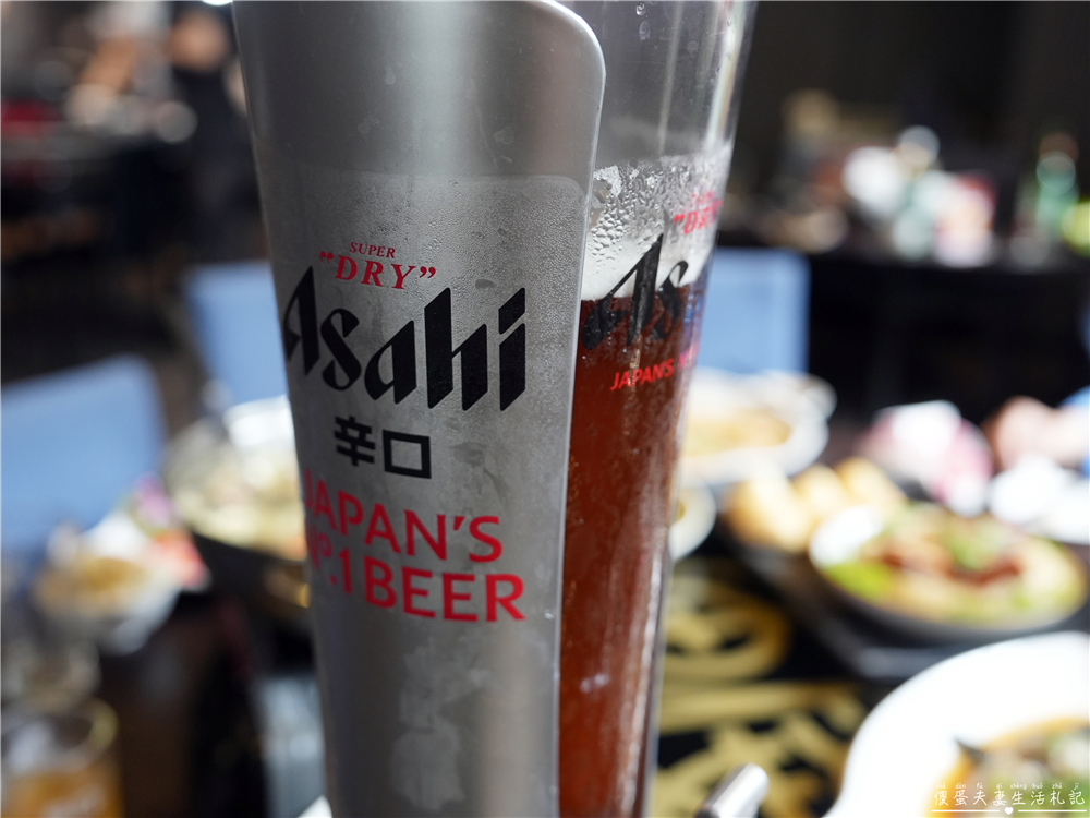 【苗栗竹南美食】『東棧時光』2026年母親節合菜溫馨登場！竹南在地的熱炒餐酒館~ @傻蛋夫妻生活札記