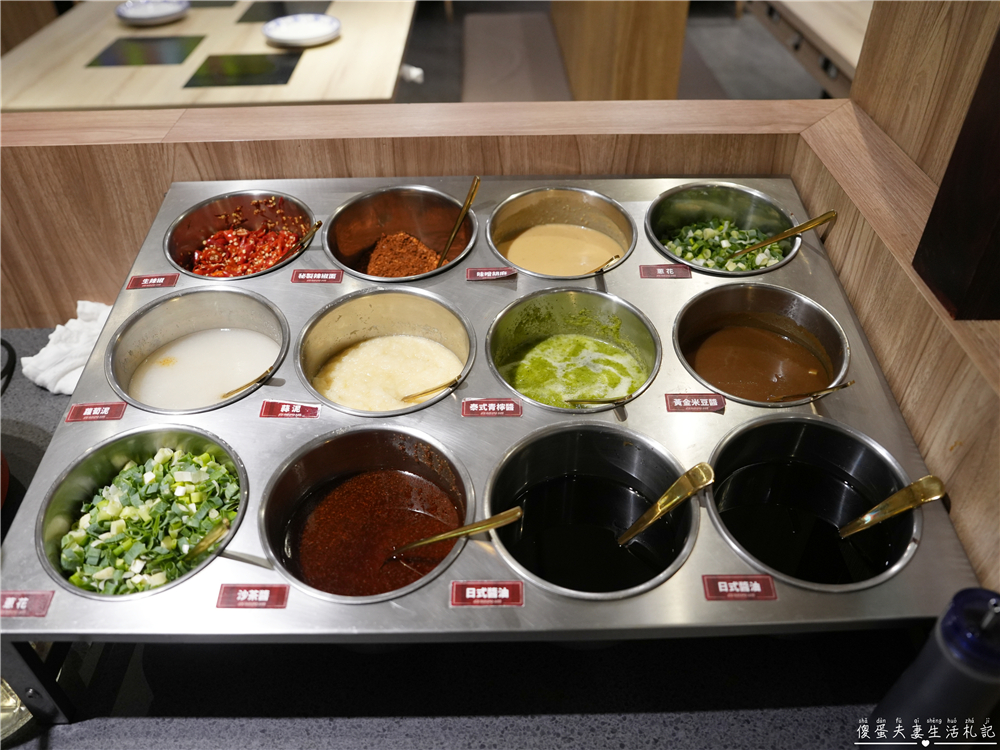 【苗栗頭份美食】『真涮吃到飽火鍋-頭份旗艦店』沒吃飽不准走！連肉品都是無限供應的超猛吃到飽火鍋！ @傻蛋夫妻生活札記