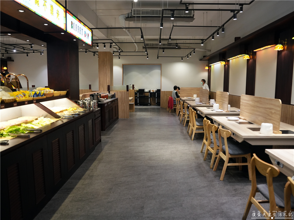 【苗栗頭份美食】『真涮吃到飽火鍋-頭份旗艦店』沒吃飽不准走！連肉品都是無限供應的超猛吃到飽火鍋！ @傻蛋夫妻生活札記