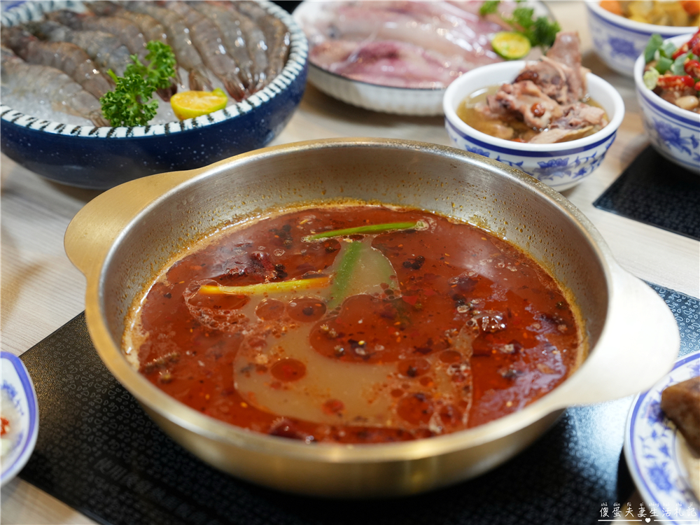 【苗栗頭份美食】『真涮吃到飽火鍋-頭份旗艦店』沒吃飽不准走！連肉品都是無限供應的超猛吃到飽火鍋！ @傻蛋夫妻生活札記