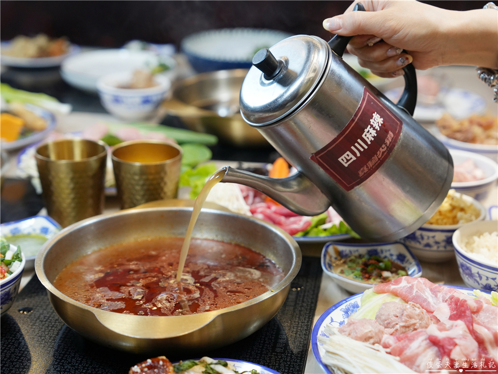 【苗栗頭份美食】『真涮吃到飽火鍋-頭份旗艦店』沒吃飽不准走！連肉品都是無限供應的超猛吃到飽火鍋！ @傻蛋夫妻生活札記
