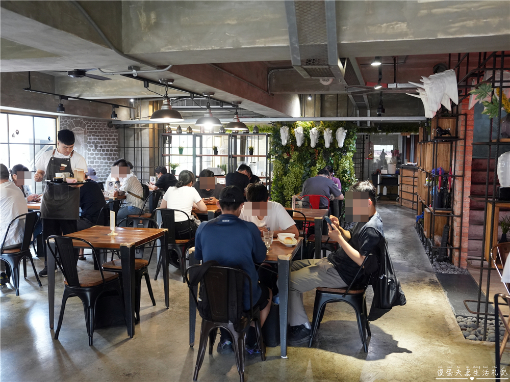 【台中西屯美食】『春三朝午』清爽登場!9oz萬牛犇騰一盆草vs燕麥優格碗!逢甲寵物友善早午餐推薦~ @傻蛋夫妻生活札記 【台中西屯美食】『春三朝午』清爽登場!9oz萬牛犇騰一盆草vs燕麥優格碗!逢甲寵物友善早午餐推薦~ @傻蛋夫妻生活札記