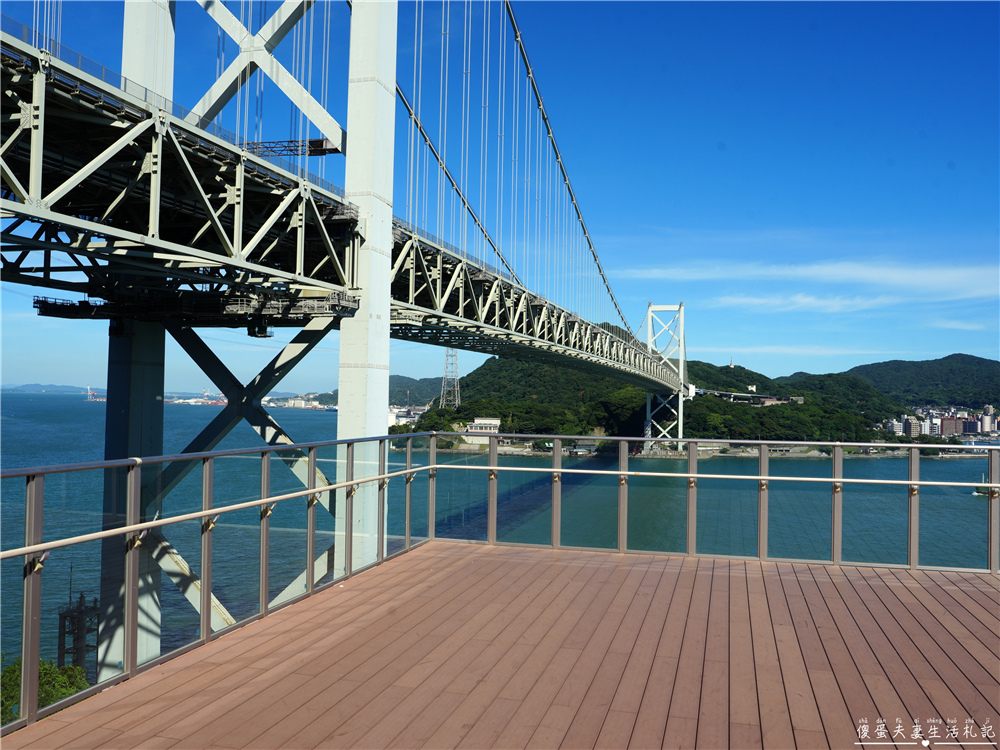 【日本福岡、山口景點】『關門橋』一橋兩景，跨越本州與九州的海上通道風景，走訪兩側休息站！ @傻蛋夫妻生活札記