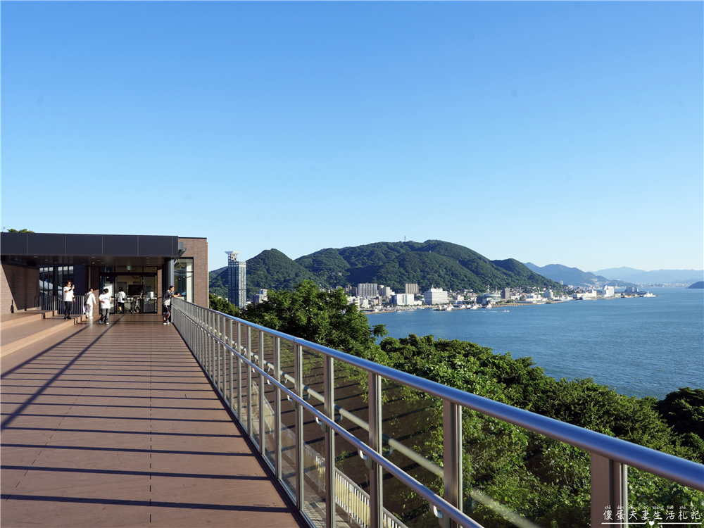 【日本福岡、山口景點】『關門橋』一橋兩景，跨越本州與九州的海上通道風景，走訪兩側休息站！ @傻蛋夫妻生活札記