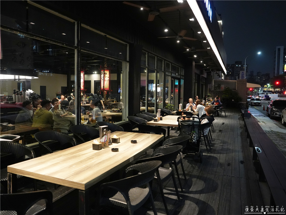 【台中北屯美食】『阿Q茶舍-東山店』24小時全天營業!台中在地的老字號、有包廂的宵夜、聊天餐廳~ @傻蛋夫妻生活札記 【台中北屯美食】『阿Q茶舍-東山店』24小時全天營業!台中在地的老字號、有包廂的宵夜、聊天餐廳~ @傻蛋夫妻生活札記