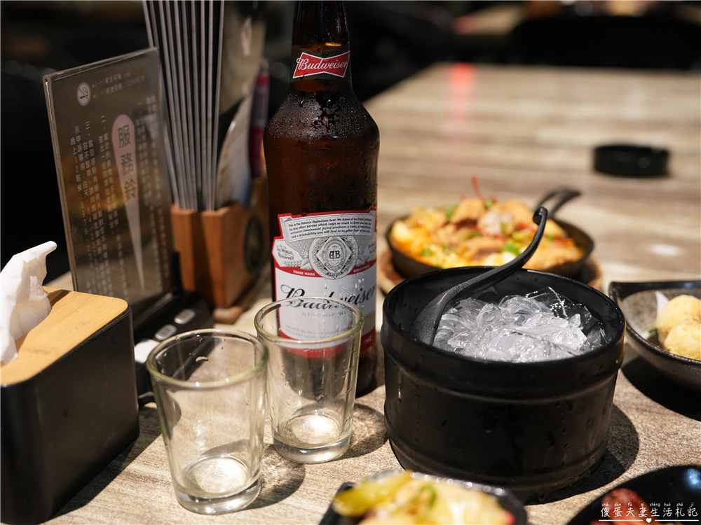 【台中北屯美食】『阿Q茶舍-東山店』24小時全天營業!台中在地的老字號、有包廂的宵夜、聊天餐廳~ @傻蛋夫妻生活札記 【台中北屯美食】『阿Q茶舍-東山店』24小時全天營業!台中在地的老字號、有包廂的宵夜、聊天餐廳~ @傻蛋夫妻生活札記