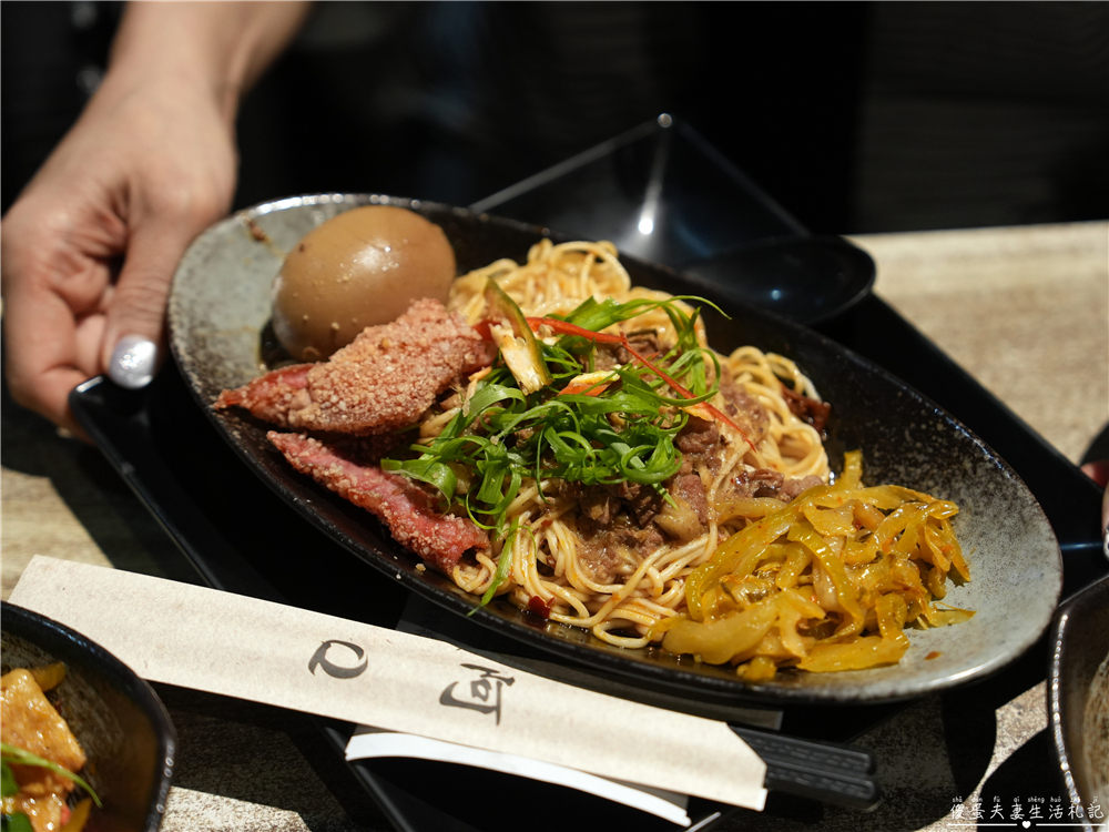【台中北屯美食】『阿Q茶舍-東山店』24小時全天營業!台中在地的老字號、有包廂的宵夜、聊天餐廳~ @傻蛋夫妻生活札記 【台中北屯美食】『阿Q茶舍-東山店』24小時全天營業!台中在地的老字號、有包廂的宵夜、聊天餐廳~ @傻蛋夫妻生活札記