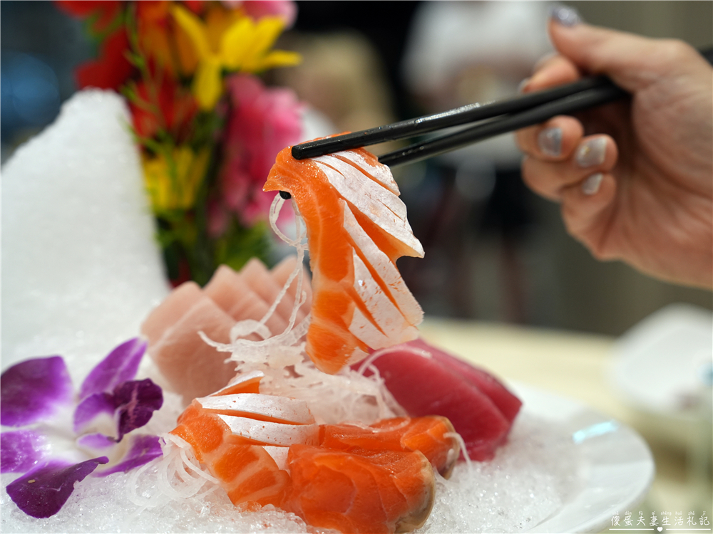 【台中北屯美食】『味道海鮮美食餐廳』寬敞宴會式熱炒餐廳！熱炒口味不重鹹，長輩聚餐也適合！ @傻蛋夫妻生活札記