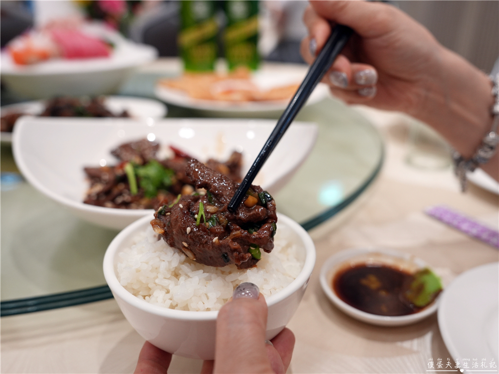【台中北屯美食】『味道海鮮美食餐廳』寬敞宴會式熱炒餐廳！熱炒口味不重鹹，長輩聚餐也適合！ @傻蛋夫妻生活札記