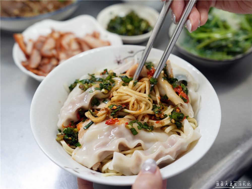 【苗栗市美食】『田寮麵店』在地人激推！低調卻很有實力的傳統小吃店！ @傻蛋夫妻生活札記