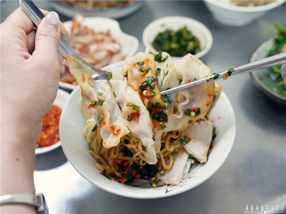 【苗栗市美食】『田寮麵店』在地人激推!低調卻很有實力的傳統小吃店! @傻蛋夫妻生活札記 【苗栗市美食】『田寮麵店』在地人激推!低調卻很有實力的傳統小吃店! @傻蛋夫妻生活札記