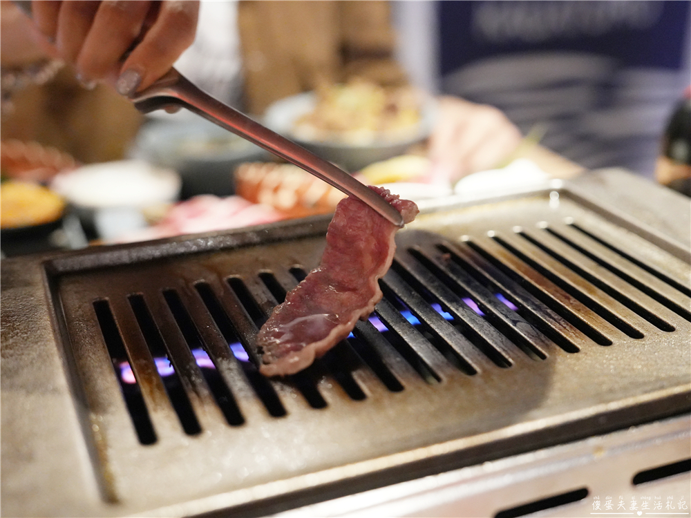 【桃園市桃園區美食】『美術系烤滿分燒肉-桃園店』日料x燒肉！超派40盎司大胃王雙人爆食餐爽吃一波！ @傻蛋夫妻生活札記