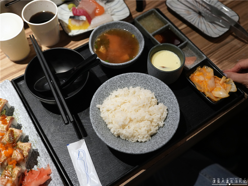 【桃園市桃園區美食】『美術系烤滿分燒肉-桃園店』日料x燒肉！超派40盎司大胃王雙人爆食餐爽吃一波！ @傻蛋夫妻生活札記