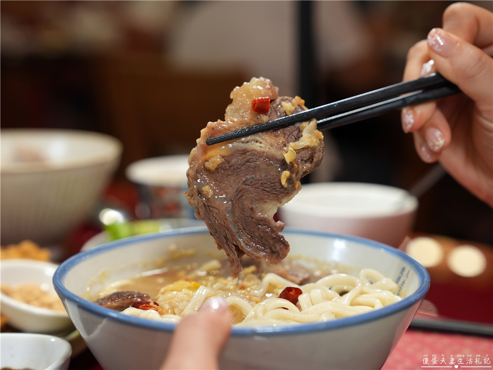 【台中南屯美食】『有春茶館-大墩店』超人氣古早味台式茶館!椒鹽燒肉、樹子蒸鮮魚、麵茶炸年糕通通必須點起來! @傻蛋夫妻生活札記 【台中南屯美食】『有春茶館-大墩店』超人氣古早味台式茶館!椒鹽燒肉、樹子蒸鮮魚、麵茶炸年糕通通必須點起來! @傻蛋夫妻生活札記