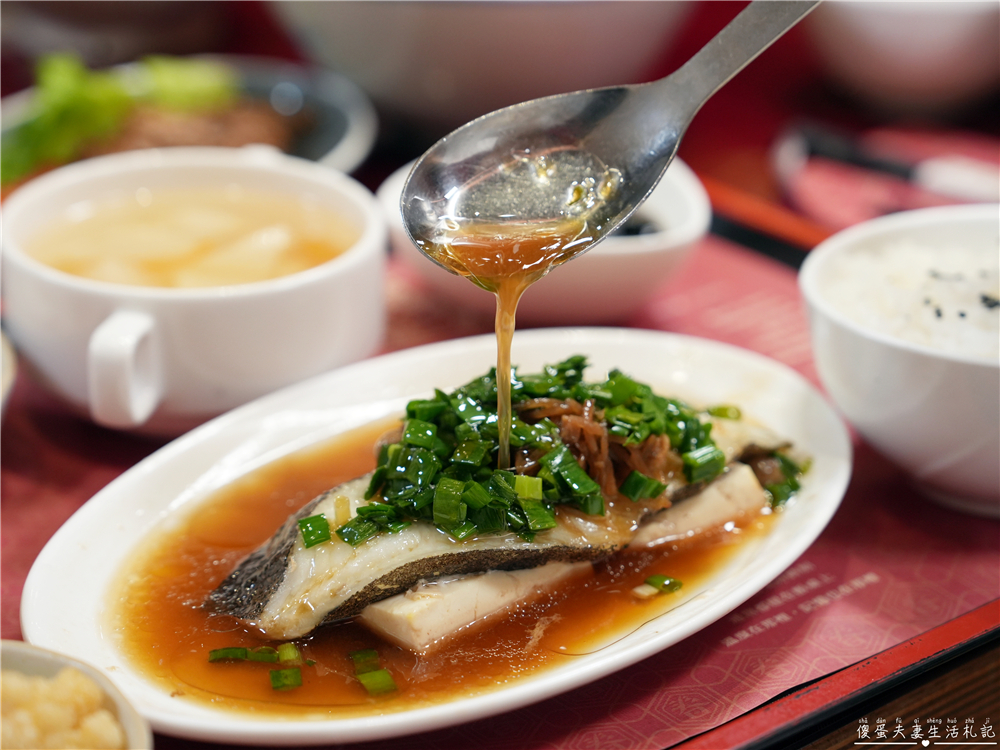 【台中南屯美食】『有春茶館-大墩店』超人氣古早味台式茶館！椒鹽燒肉、樹子蒸鮮魚、麵茶炸年糕通通必須點起來！ @傻蛋夫妻生活札記
