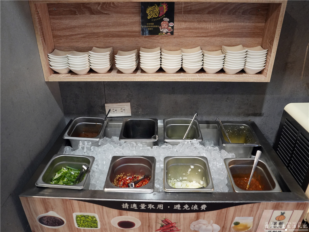 【台中北屯美食】『水滾巴鍋物』超平價自助吧小火鍋！199元起就能輕鬆豐盛來一頓！ @傻蛋夫妻生活札記