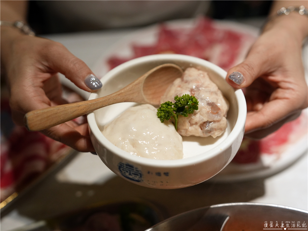 【高雄鳳山美食】『春囍打邊爐-文濱店』鍋物口味自由配！鳳山的親子、寵物友善質感火鍋！ @傻蛋夫妻生活札記