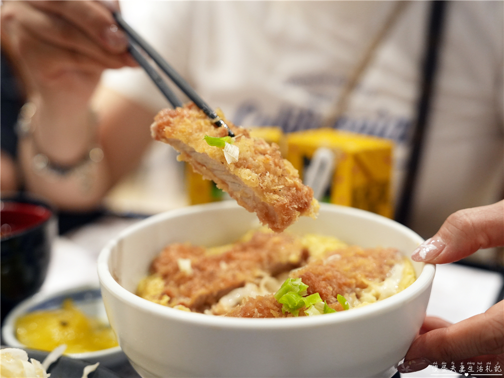 【台中東區美食】『矢場味噌豬排-台中LaLaport店』台中也吃得到名古屋80年老店!經典味噌豬排必須來一份~ @傻蛋夫妻生活札記 【台中東區美食】『矢場味噌豬排-台中LaLaport店』台中也吃得到名古屋80年老店!經典味噌豬排必須來一份~ @傻蛋夫妻生活札記