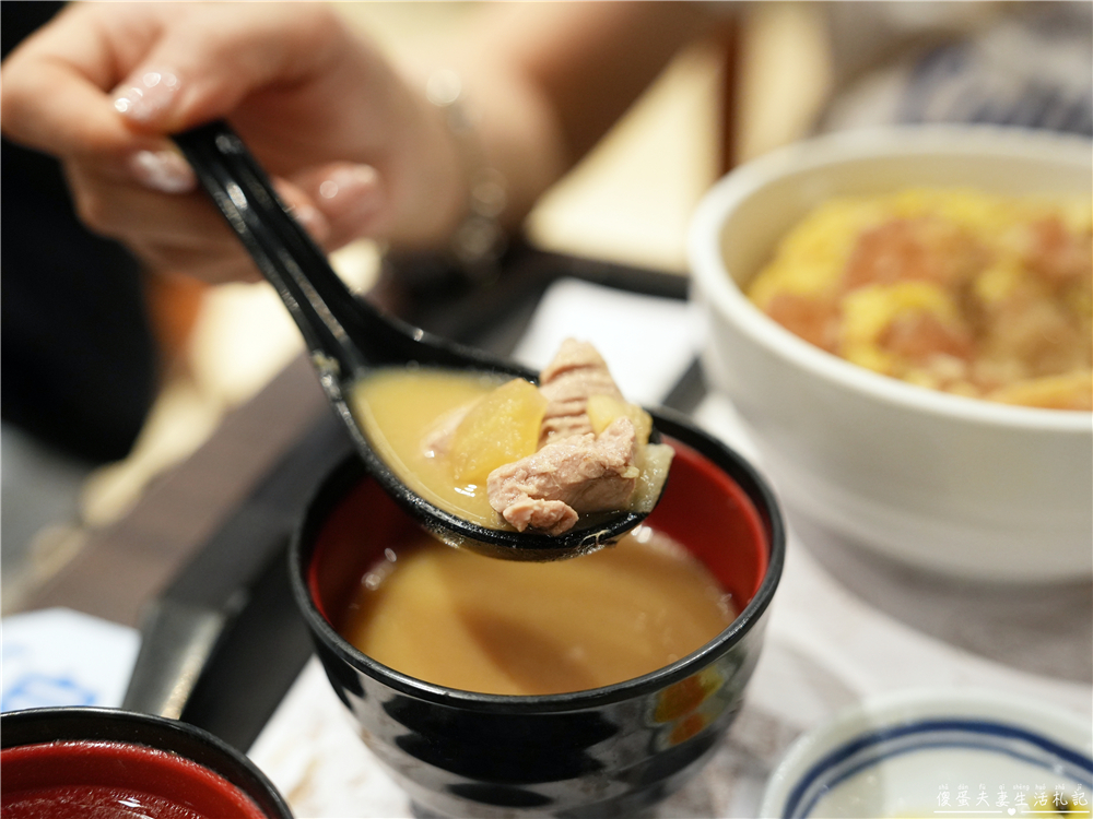 【台中東區美食】『矢場味噌豬排-台中LaLaport店』台中也吃得到名古屋80年老店!經典味噌豬排必須來一份~ @傻蛋夫妻生活札記 【台中東區美食】『矢場味噌豬排-台中LaLaport店』台中也吃得到名古屋80年老店!經典味噌豬排必須來一份~ @傻蛋夫妻生活札記