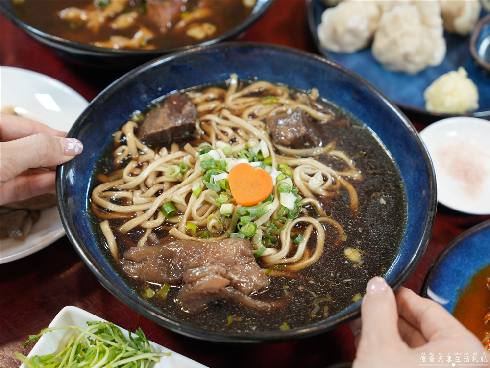 【苗栗大湖美食】『牛宮牛肉麵-苗栗大湖店』在地人氣牛肉麵！重機車友的苗栗山城私房名單！台三線跑山必吃｜72快速道路美食 @傻蛋夫妻生活札記